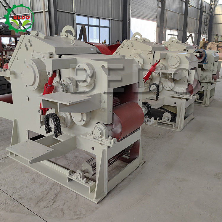 590 rpm 3-5t/h Maquina de astillamiento de madera tipo tambor Un año de garantía