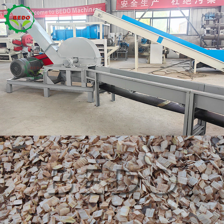 37KW Maquinaria de trituración de madera para la silvicultura transportador de alimentación de 25-35mm Trituración de tipo tambor