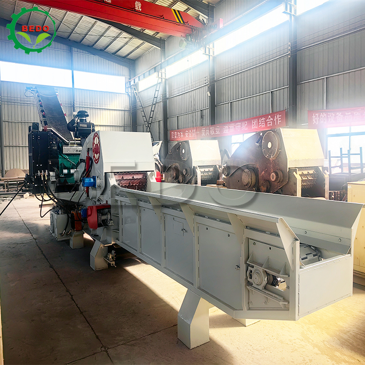 Motor hidráulico 2pcs cuchillas personalizable Trituradora de madera máquina de alimentación transportador tambor tipo triturador industrial