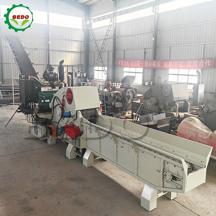Conveyor de alimentación del motor hidráulico personalizable máquina de trituración de madera trituradora de tambores industriales certificada CE