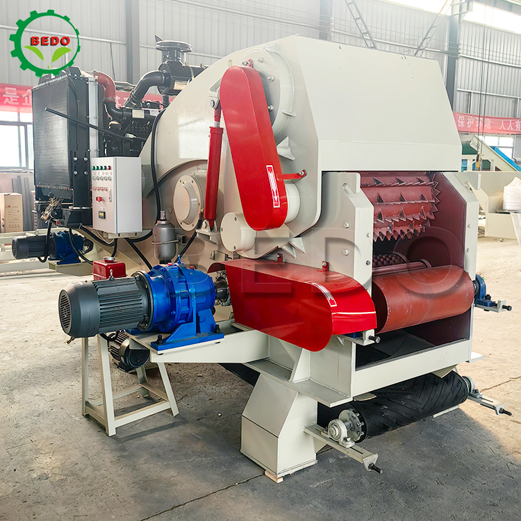 Trituradora de tambor industrial certificada CE de la máquina biotrituradora de madera diesel del transportador de alimentación del motor hidráulico