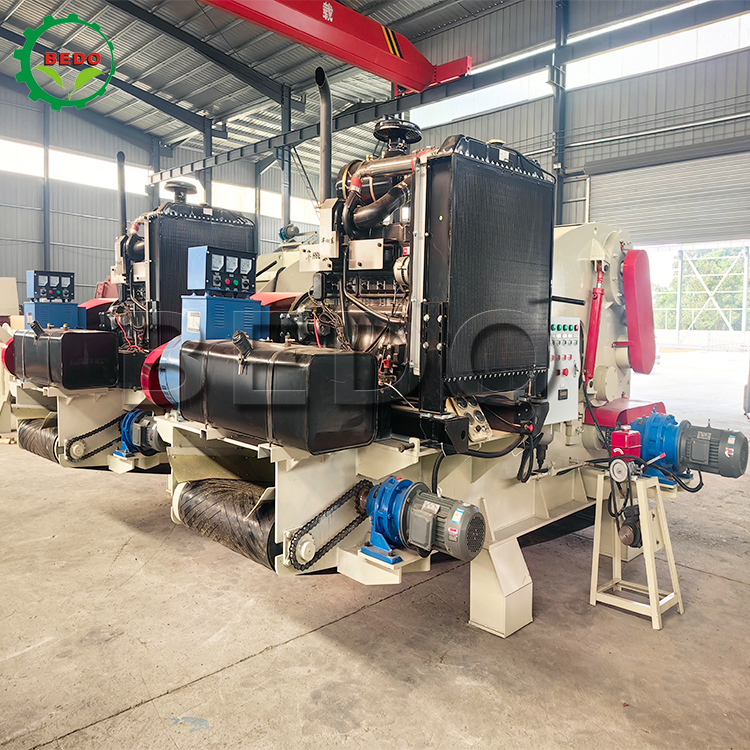 Motor diesel 235HP Maquina de trituración de madera de gran escala Procesamiento de madera de tipo tambor de trabajo pesado trituradora