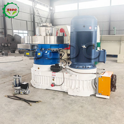 Máquina de pellets de madera de 1500-2000 kg/h con sistema de control PLC de 380 V de voltaje