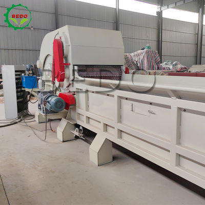 1040 * 500 mm Tamaño de entrada Máquina de trituración industrial de madera para diámetro de madera grande hasta 300 mm