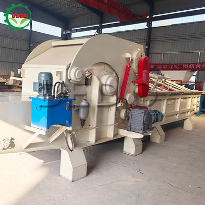 Máquina trituradora de madera de 160KW con tamaño de entrada 1040 * 500mm y potencia del motor de alimentación 5.5KW 5.5KW