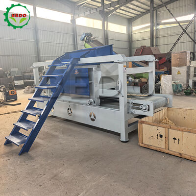 equipo de procesamiento de madera eficiente de la capacidad del rodillo 400kg/h de la máquina 125m m de las virutas de madera 7.5kw