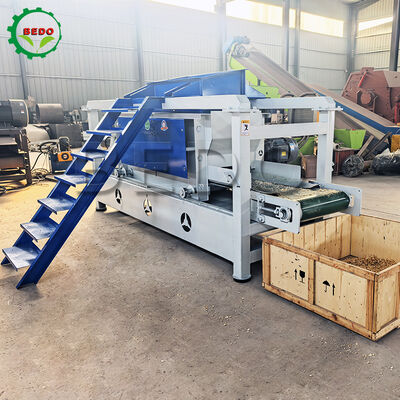 Máquina de corte de madera de rodillos de 125 mm 4kw Potencia de funcionamiento Tamaño de salida personalizado Equipo de procesamiento de madera múltiple